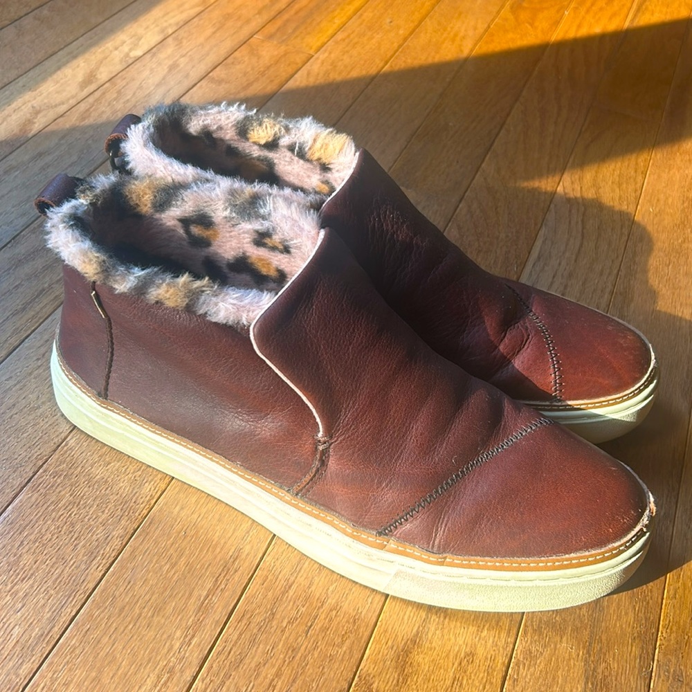 Toms Dark Brown Leather Sneakers with Faux Fur Lining